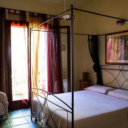 B&B La Noria San Sperate Bagian luar foto